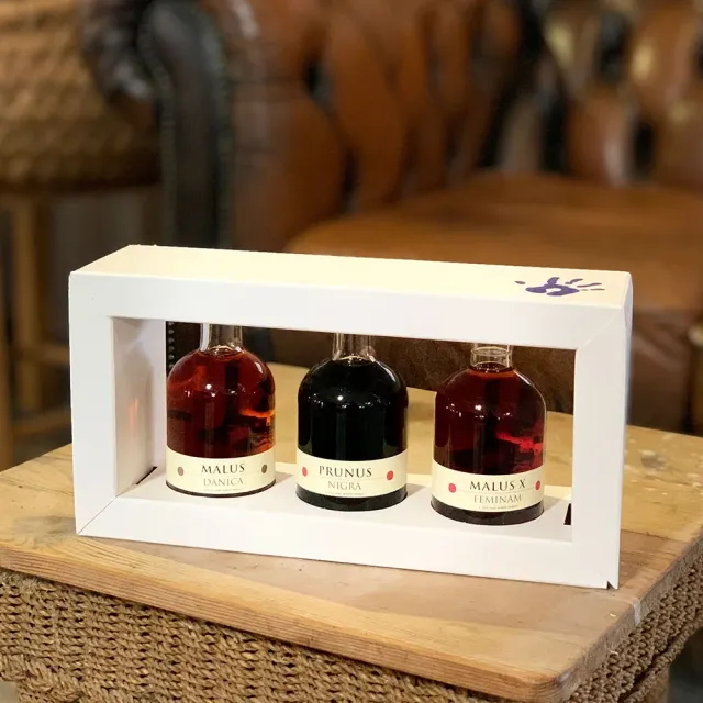 Cold Hand Winery gaveæske æble kirsebær 2 flasker
